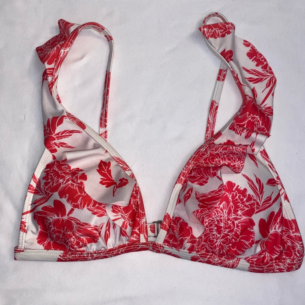 Pink & White Ruffled Floral Women's Bikini Top